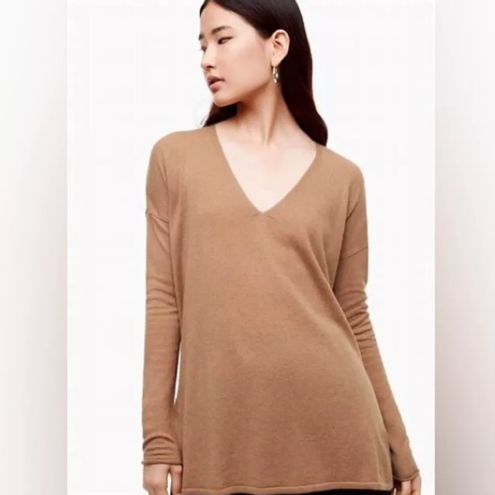 BABATON | Erin V-neck Sweater